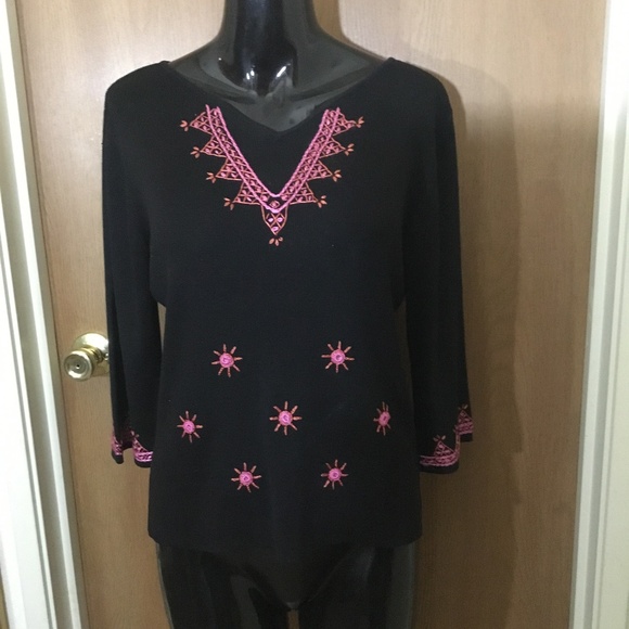 Joseph A. Women’s L Black Pullover Sweater Pink Embroidered 3/4 Sleeve - Picture 1 of 9